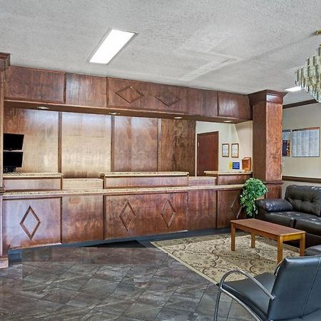 Zen Living Suites Extended Stay - Jacksonville - University Blvd Εξωτερικό φωτογραφία