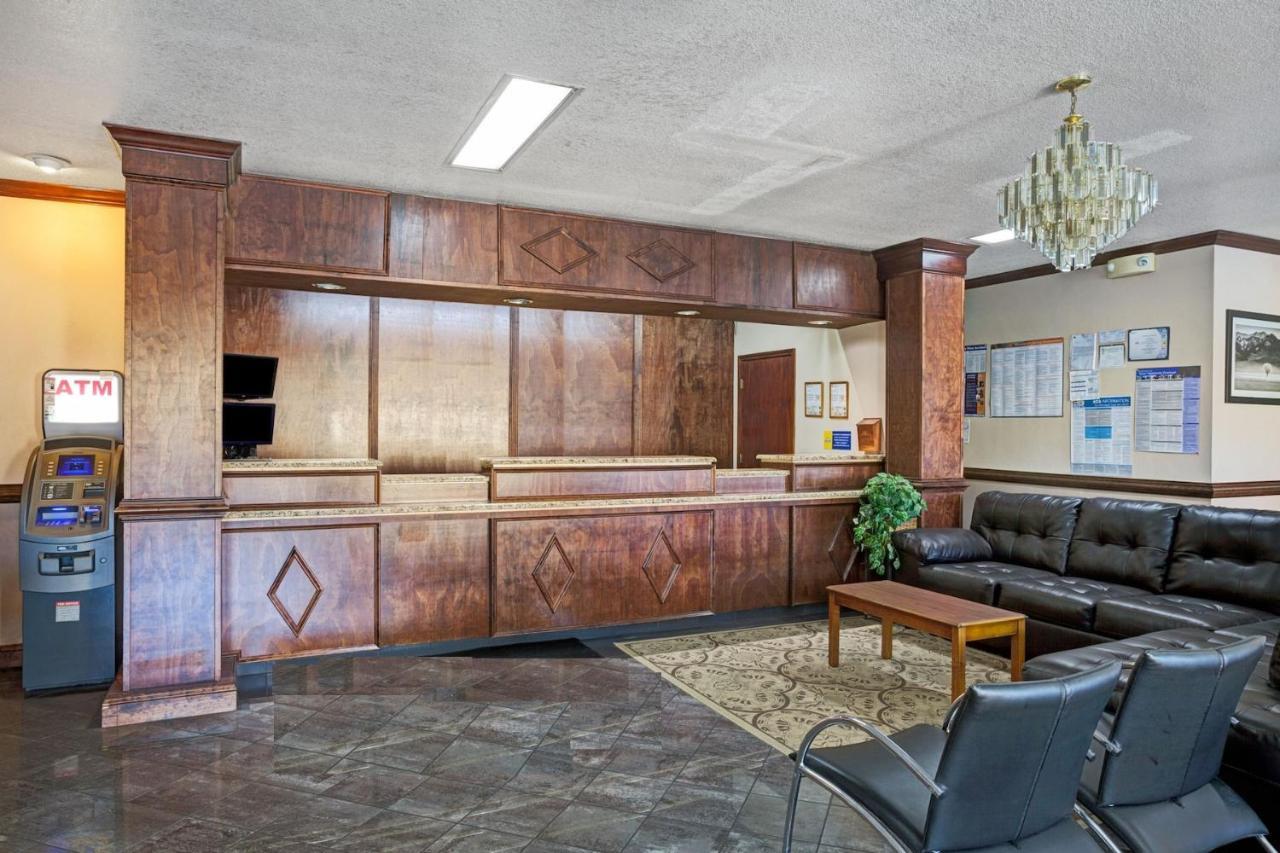Zen Living Suites Extended Stay - Jacksonville - University Blvd Εξωτερικό φωτογραφία